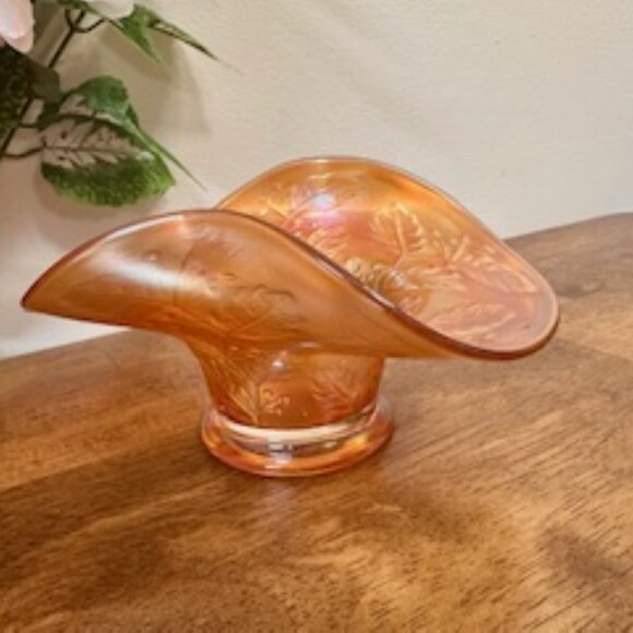 Fenton Marigold Carnival Glass Bowl Vintage Ruffled Thumbprint Dish Iridescent L - Picture 7 of 7